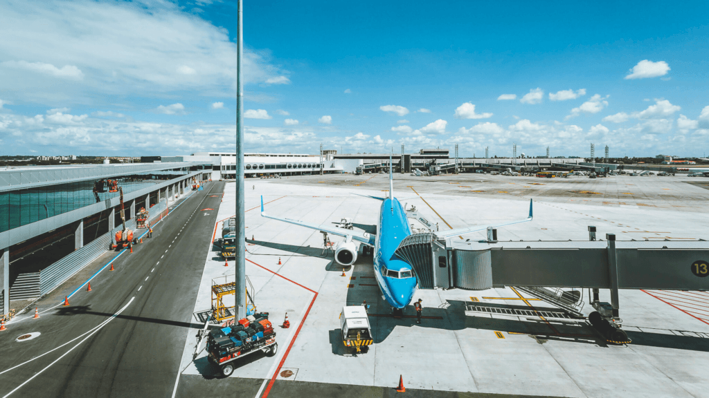 Reforma no Aeroporto de Salvador: Mais Conforto na Praça de Alimentação; Confira os Restaurantes Disponíveis Aeroporto de Salvador Bahia Airport Imagem: VINCI Airports